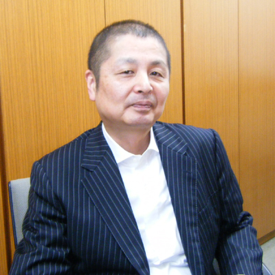 山﨑 賢一の顔写真